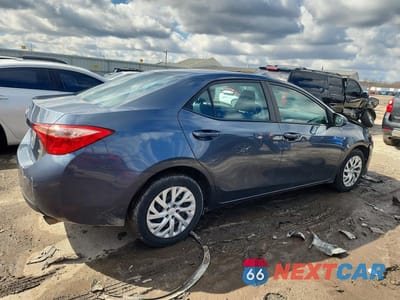 Trzecie zdjęcie samochodu z tyłu: 2018 TOYOTA COROLLA LE VIN:2T1BURHE7JC041461 - miniatura
