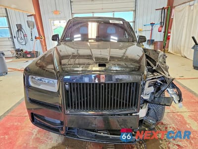 Piąte zdjęcie samochodu w środku: 2023 ROLLS-ROYCE CULLINAN VIN:SLATV4C09PU218255 - miniatura