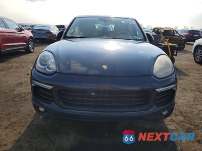 Piąte zdjęcie samochodu w środku: 2016 PORSCHE CAYENNE VIN:WP1AA2A27GKA11197 - miniatura