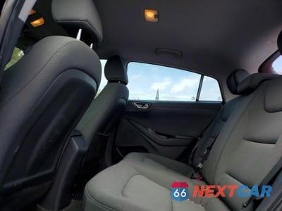 Zdjęcie 10 z 12 samochodu: 2021 HYUNDAI IONIQ VIN:KMHC75LC1MU257237 - miniatura