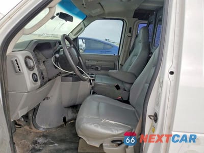 Zdjęcie 7 z 13 samochodu: 2014 FORD E250 UTILITY / SERVICE VAN VIN:1FTNE2EL9EDA47517 - miniatura