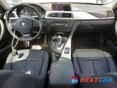 Zdjęcie 8 z 12 samochodu: 2014 BMW 320 I XDRIVE VIN:WBA3C3G57ENS72057 - miniatura