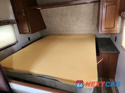 Zdjęcie 6 z 10 samochodu: 2017 JAYCO JAY FLIGHT CAMPER VIN:1UJBJ0BN1H17V1774 - miniatura