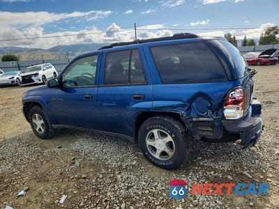 Drugie zdjęcie samochodu z przodu: 2006 CHEVROLET TRAILBLAZER LS VIN:1GNDS13S062111828 - miniatura