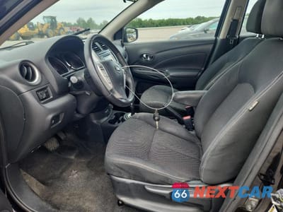 Zdjęcie 7 z 12 samochodu: 2017 NISSAN VERSA 1.6 S VIN:3N1CN7AP0HL818588 - miniatura