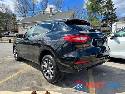 Drugie zdjęcie samochodu z przodu: 2020 MASERATI LEVANTE S VIN:ZN661YUA5LX344605 - miniatura