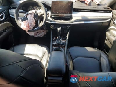 Zdjęcie 8 z 14 samochodu: 2025 JEEP COMPASS LIMITED VIN:3C4NJDCN3ST513301 - miniatura