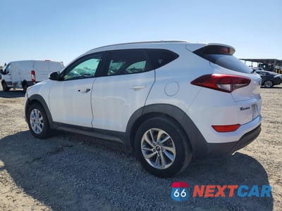 Drugie zdjęcie samochodu z przodu: 2016 HYUNDAI TUCSON SE VIN:KM8J33A48GU034233 - miniatura