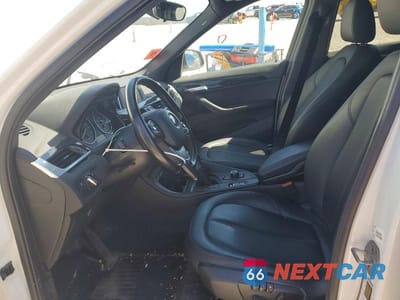 Zdjęcie 7 z 13 samochodu: 2018 BMW X1 XDRIVE28I VIN:WBXHT3C37J5F88104 - miniatura