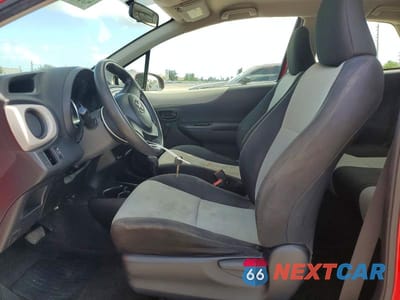 Zdjęcie 7 z 12 samochodu: 2014 TOYOTA YARIS 3-DOOR L VIN:JTDJTUD37ED578779 - miniatura