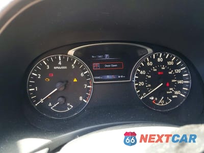 Zdjęcie 9 z 11 samochodu: 2019 NISSAN PATHFINDER SV VIN:5N1DR2MM4KC587395 - miniatura