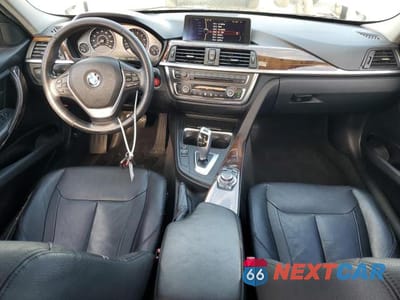 Zdjęcie 8 z 12 samochodu: 2013 BMW 328 I VIN:WBA3A5C50DF357659 - miniatura