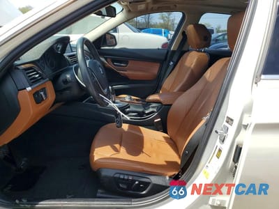 Zdjęcie 7 z 12 samochodu: 2012 BMW 328 I VIN:WBA3A5C56CF345157 - miniatura