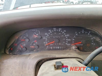 Zdjęcie 9 z 12 samochodu: 2000 FORD F350 SUPER DUTY VIN:1FTWW33S2YEA29134 - miniatura
