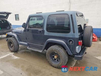 Drugie zdjęcie samochodu z przodu: 2000 JEEP WRANGLER / TJ SAHARA VIN:1J4FA59S2YP786874 - miniatura