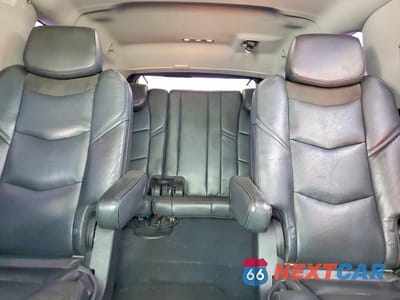 Zdjęcie 10 z 13 samochodu: 2020 CADILLAC ESCALADE ESV LUXURY VIN:1GYS3HKJ6LR184262 - miniatura