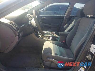 Zdjęcie 7 z 12 samochodu: 2007 HONDA ACCORD LX VIN:1HGCM56407A218440 - miniatura