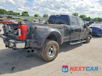 Trzecie zdjęcie samochodu z tyłu: 2017 FORD F350 SUPER DUTY VIN:1FT8W3DT3HED17437 - miniatura