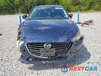 Piąte zdjęcie samochodu w środku: 2018 MAZDA 3 SPORT VIN:3MZBN1U70JM180177 - miniatura