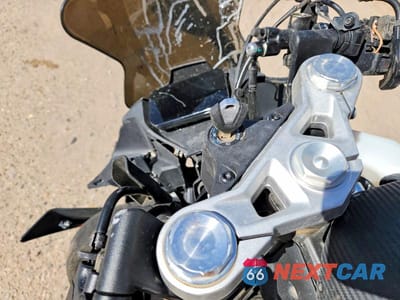 Zdjęcie 8 z 9 samochodu: 2023 CF MOTO 450SS VIN:LCEPESLA7P6000312 - miniatura
