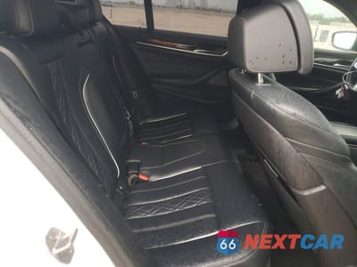 Zdjęcie 10 z 12 samochodu: 2020 BMW M550XI VIN:WBAJS7C04LCD22307 - miniatura