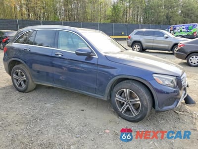 Czwarte zdjęcie samochodu z boku: 2018 MERCEDES-BENZ GLC 300 4MATIC VIN:WDC0G4KBXJV106004 - miniatura