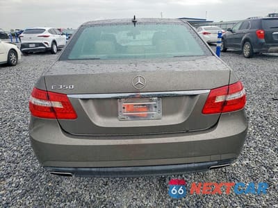 Zdjęcie 6 z 12 samochodu: 2010 MERCEDES-BENZ E 350 VIN:WDDHF5GB6AA048691 - miniatura