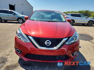 Piąte zdjęcie samochodu w środku: 2019 NISSAN SENTRA SR VIN:3N1AB7AP7KY399357 - miniatura