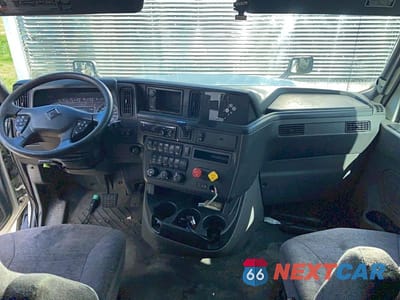 Zdjęcie 9 z 11 samochodu: 2020 INTERNATIONAL LT series TRUCKS VIN:3HSDZAPR4LN555781 - miniatura