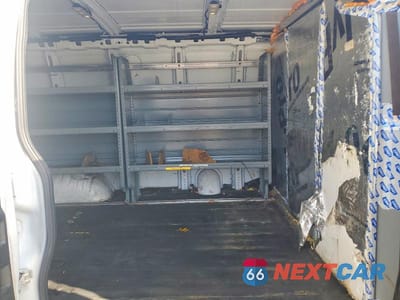 Zdjęcie 10 z 12 samochodu: 2018 GMC SAVANA 2500 UTILITY / SERVICE VAN VIN:1GTW7AFP0J1311472 - miniatura