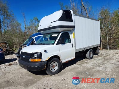 2017 CHEV EXPRESS G3500 1GB0GRFF2H1118072 - główne zdjęcie licytacji z USA - miniatura