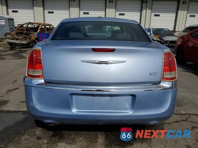 Zdjęcie 6 z 13 samochodu: 2012 CHRYSLER 300 VIN:2C3CCAAGXCH166147 - miniatura