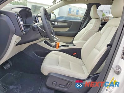 Zdjęcie 7 z 13 samochodu: 2023 VOLVO XC40 PLUS VIN:YV4K92HLXP2964559 - miniatura