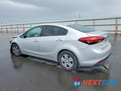 Drugie zdjęcie samochodu z przodu: 2017 KIA FORTE LX VIN:3KPFK4A79HE096205 - miniatura