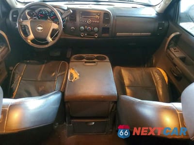 Zdjęcie 8 z 12 samochodu: 2008 CHEVROLET SILVERADO K1500 VIN:2GCEK13J681331997 - miniatura