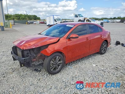 2022 KIA FORTE LXS 3KPF24AD0NE420496 - główne zdjęcie licytacji z USA - miniatura