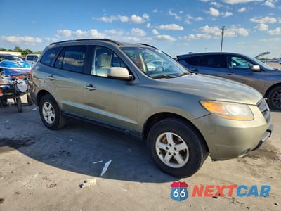 Czwarte zdjęcie samochodu z boku: 2008 HYUNDAI SANTA FE GLS VIN:5NMSG13D28H208725 - miniatura
