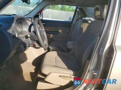 Zdjęcie 7 z 13 samochodu: 2009 JEEP PATRIOT SPORT VIN:1J4FT28B09D178168 - miniatura