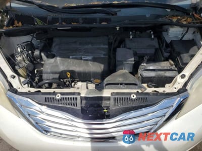 Zdjęcie 11 z 12 samochodu: 2011 TOYOTA SIENNA LIMITED 7-PASSENGER VIN:5TDYK3DC9BS017723 - miniatura