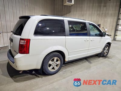 Trzecie zdjęcie samochodu z tyłu: 2010 DODGE GRAND CARAVAN SE VIN:2D4RN4DE9AR297138 - miniatura