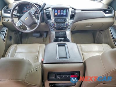 Zdjęcie 8 z 13 samochodu: 2018 CHEVROLET SUBURBAN K1500 LT VIN:1GNSKHKC7JR333230 - miniatura