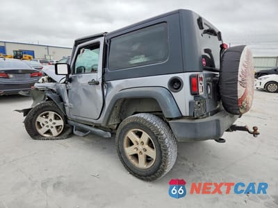 Drugie zdjęcie samochodu z przodu: 2015 JEEP WRANGLER SPORT VIN:1C4GJWAG9FL706711 - miniatura