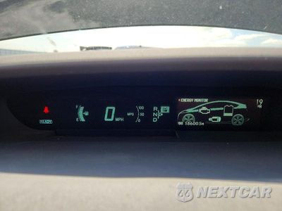 Zdjęcie 9 z 12 samochodu: 2010 TOYOTA PRIUS II VIN:JTDKN3DU0A0158705 - miniatura