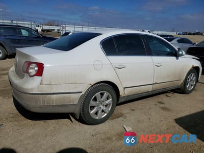 Trzecie zdjęcie samochodu z tyłu: 2007 VOLKSWAGEN PASSAT 2.0T LUXURY LEATHER VIN:WVWKK73C17P030062 - miniatura