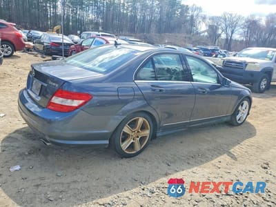 Trzecie zdjęcie samochodu z tyłu: 2010 MERCEDES-BENZ C 300 4MATIC VIN:WDDGF8BB4AF478498 - miniatura