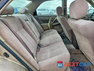 Zdjęcie 10 z 11 samochodu: 1998 TOYOTA CAMRY LE VIN:JT2BG22KXW0219449 - miniatura