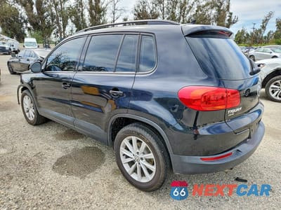 Drugie zdjęcie samochodu z przodu: 2017 VOLKSWAGEN TIGUAN S VIN:WVGAV7AX3HK053989 - miniatura