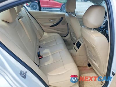 Zdjęcie 10 z 12 samochodu: 2015 BMW 328 XI VIN:WBA3B3G52FNR89034 - miniatura