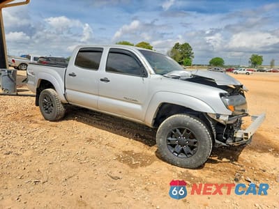 Czwarte zdjęcie samochodu z boku: 2008 TOYOTA TACOMA PRERUNNER V6 VIN:5TEJU62N48Z554822 - miniatura
