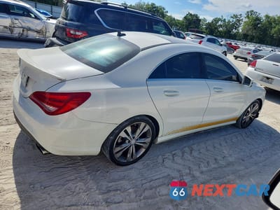 Trzecie zdjęcie samochodu z tyłu: 2014 MERCEDES-BENZ CLA 250 VIN:WDDSJ4EB8EN043640 - miniatura